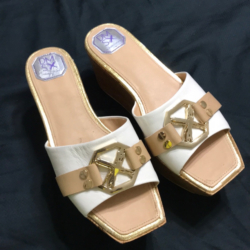 Lightly used Donald Pliner DMSX ** shoe sale **